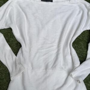 White house black market white long sleeve